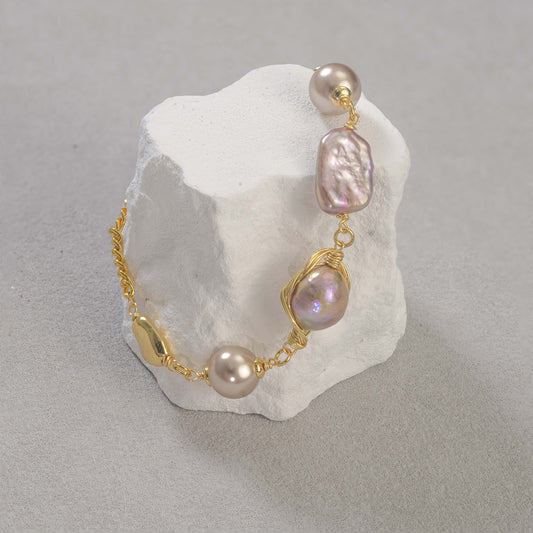 Aurelia Coast – Rosé Pearl Bracelet