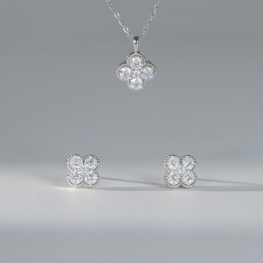 Luminous Clover Jewelry Set