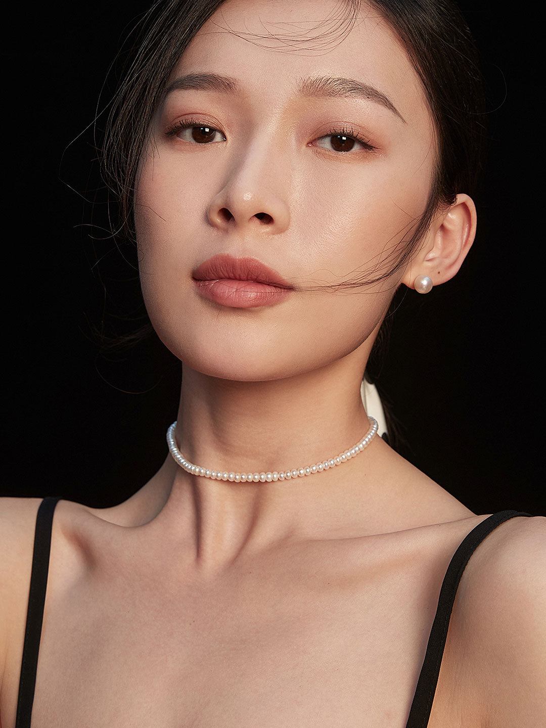 Classic Minimalist Pearl Beaded Bracelet