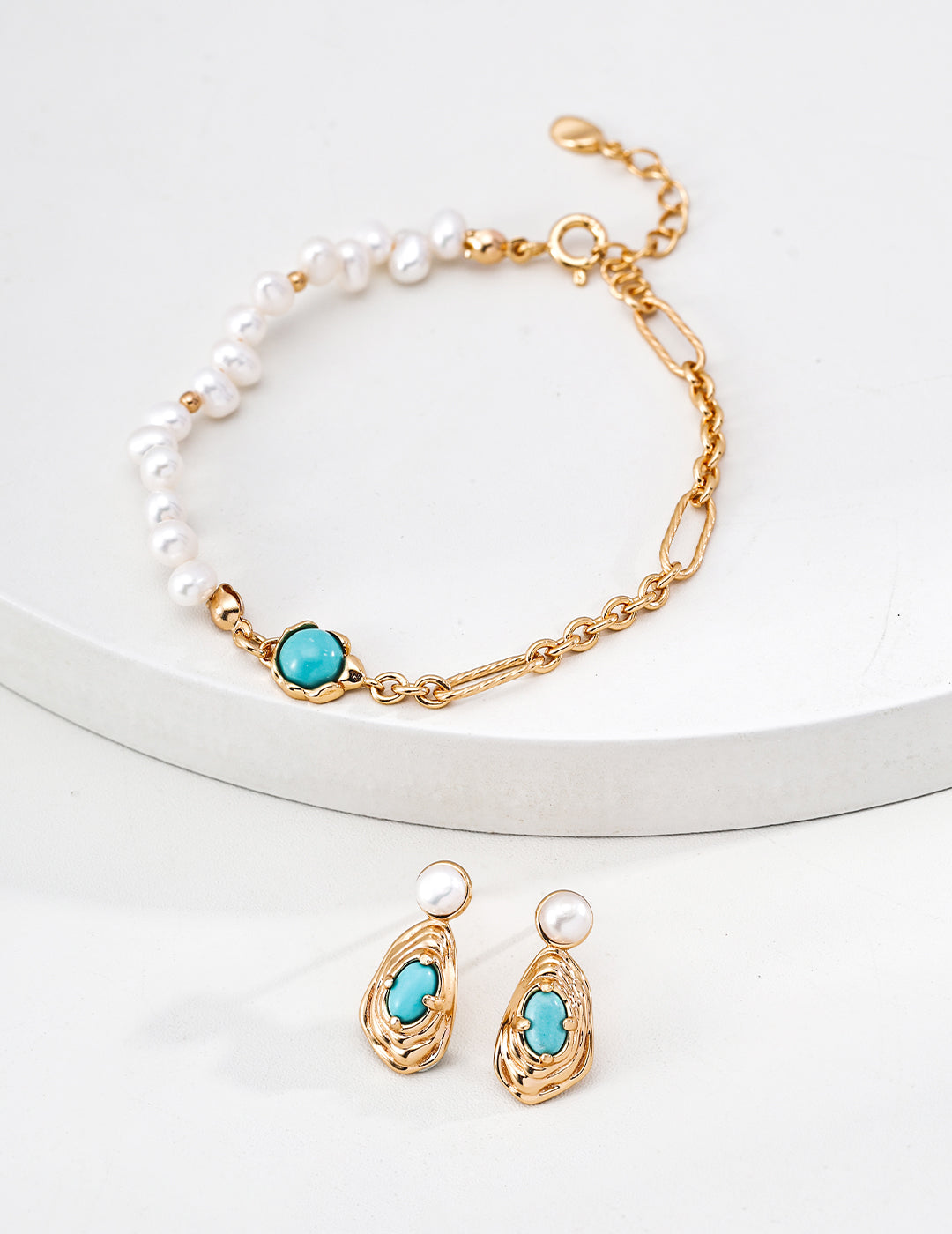 Vintage Gold Half Pearl Half Chain Bracelet