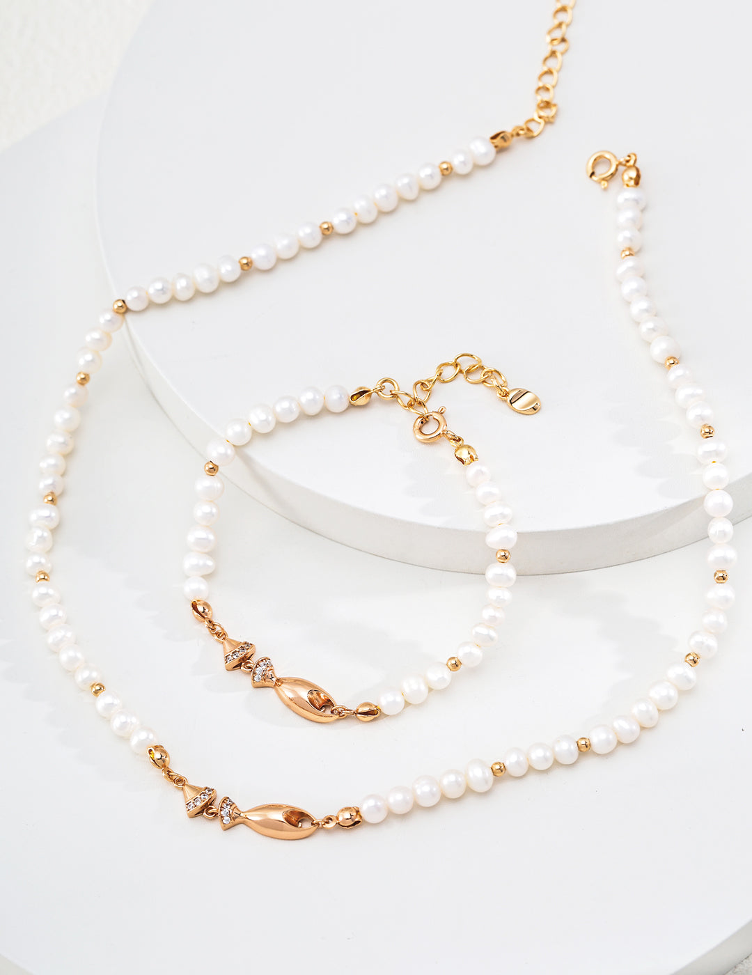 Geometric Zirconia & Natural Pearl Bracelet